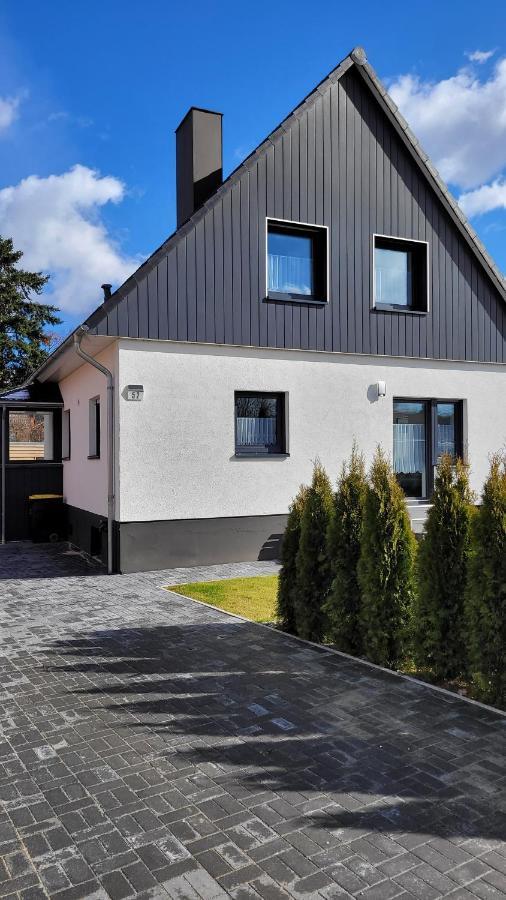 Ferienwohnung 2 - "Ferienhaus Seibert" Ellerdorf Exteriör bild